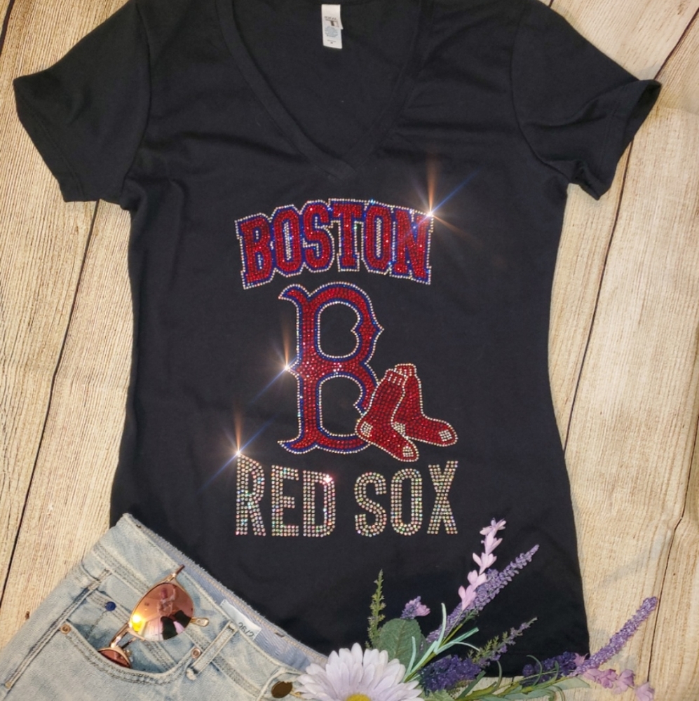 New Boston Red Sox Bling Rhinestone Black T-shirt Women's Relaxed Fit Sizes S-2X